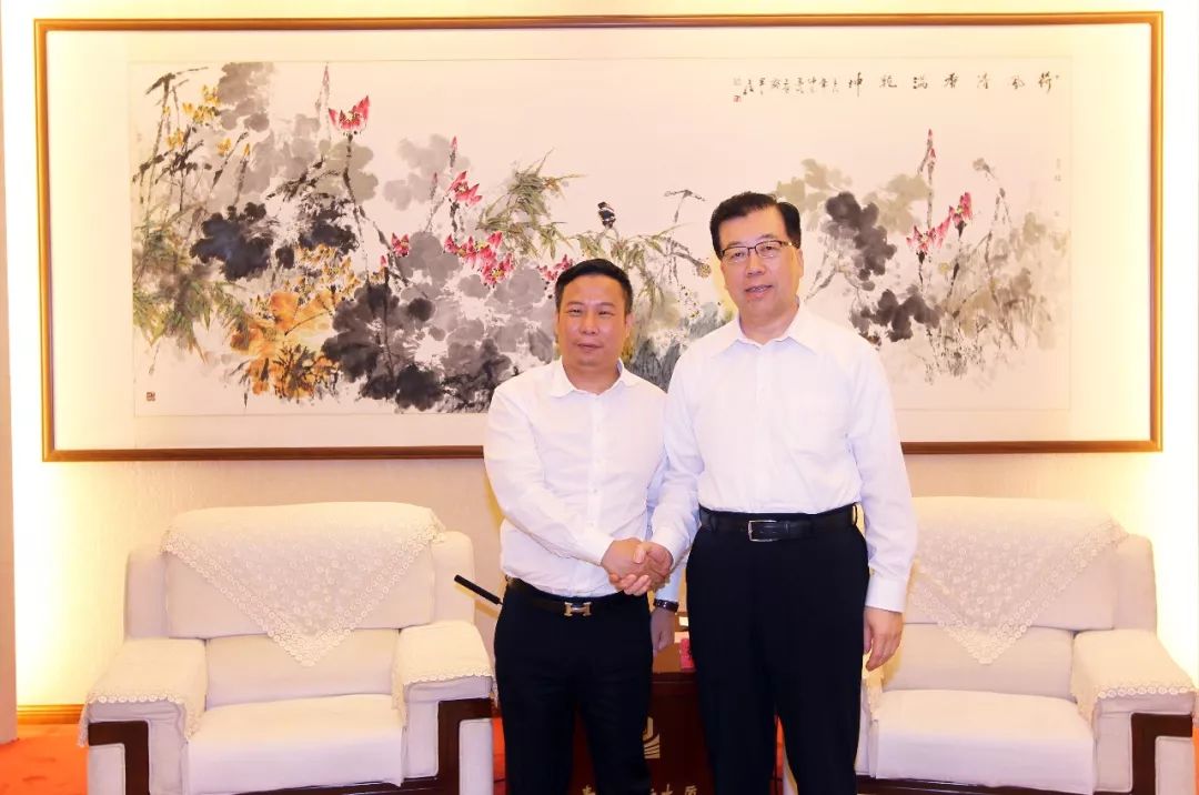 青島市委書記張江汀會見中金國泰總裁